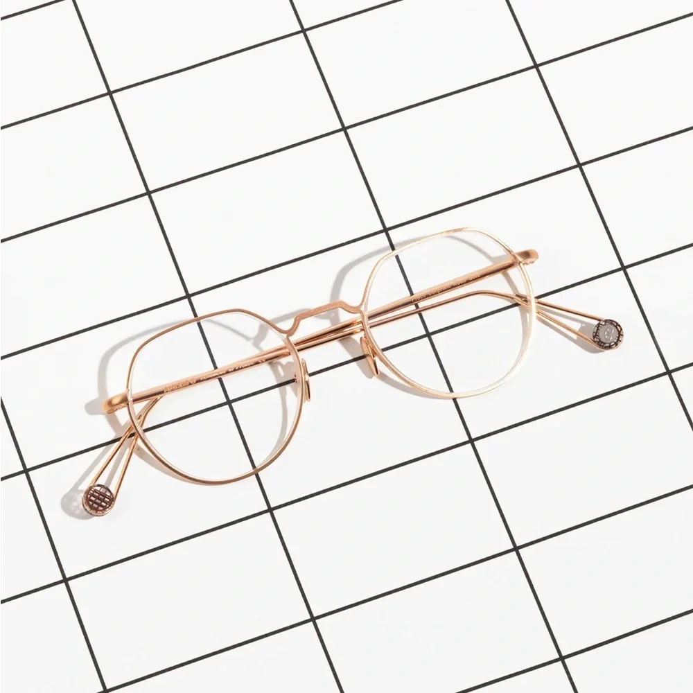 Ahlem • Gold Glasses